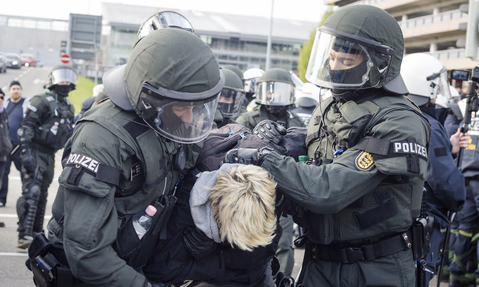 Полиция