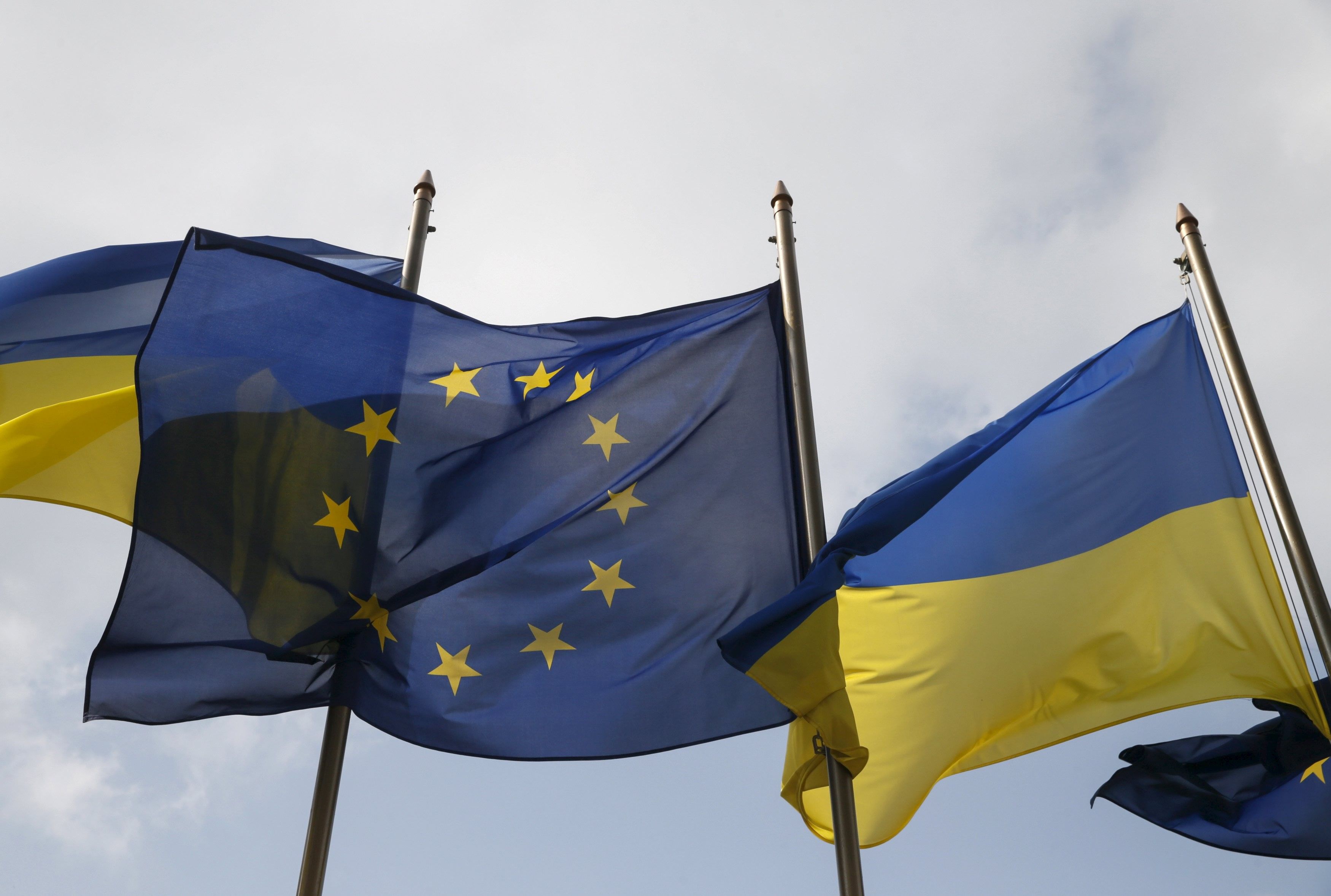 Где взять 20 000 солдат для Украины?