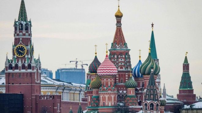 Россия-Запад: бушует дипломатическая война