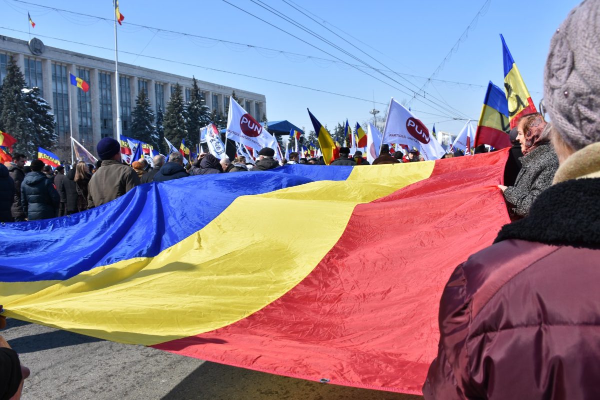 Молдова не спешит в объятия Румынии