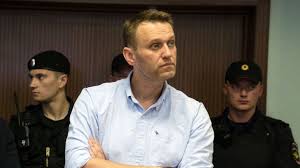 Навального опять посадили за решетку