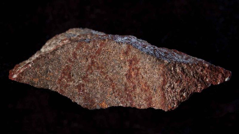 100 000 лет назад люди уже пытались выразить себя в творчестве