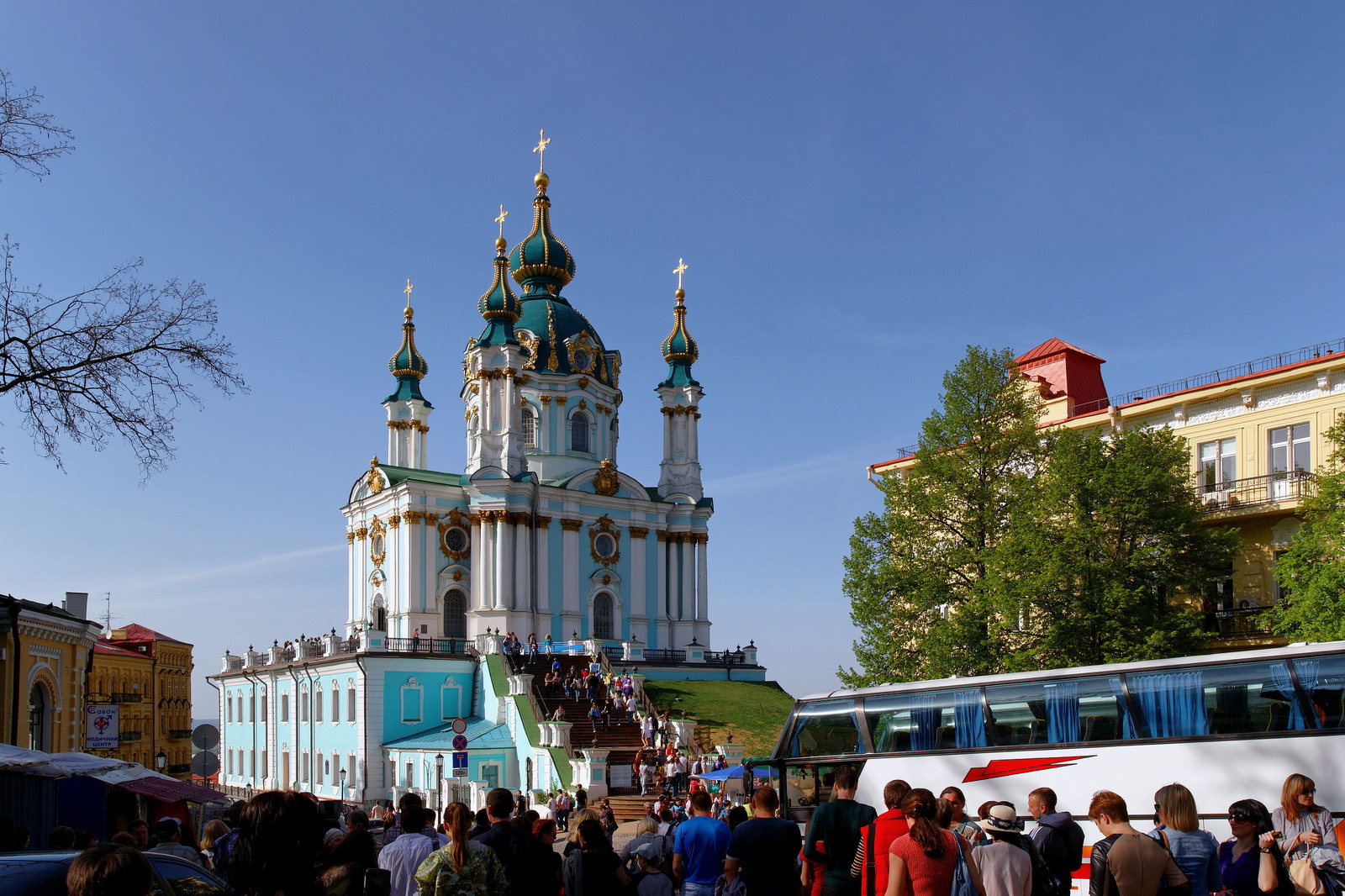 Андреевская церковь в Киеве уходит в Стамбул