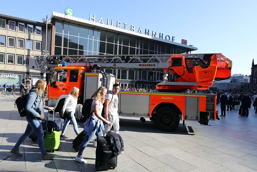 Жалобы нацистов усилятся после бойни в Кельне