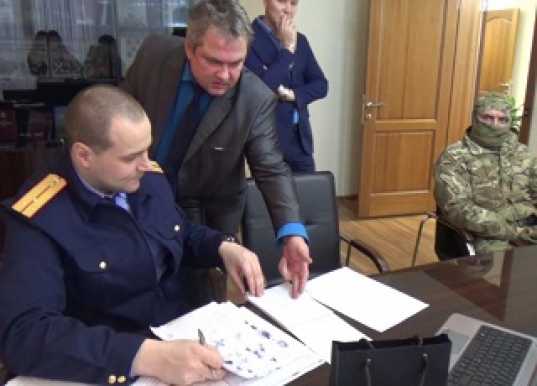 Красноярских пенсионных чиновников уличили в воровстве