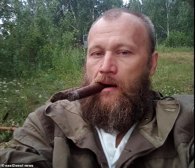 Медведь съел хозяина, возможно с сигарой