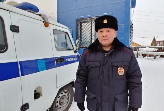 Совестливый полицейский, вернул 100 000 руб законному владельцу