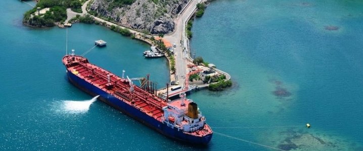 Мадуро лишается танкерного флота