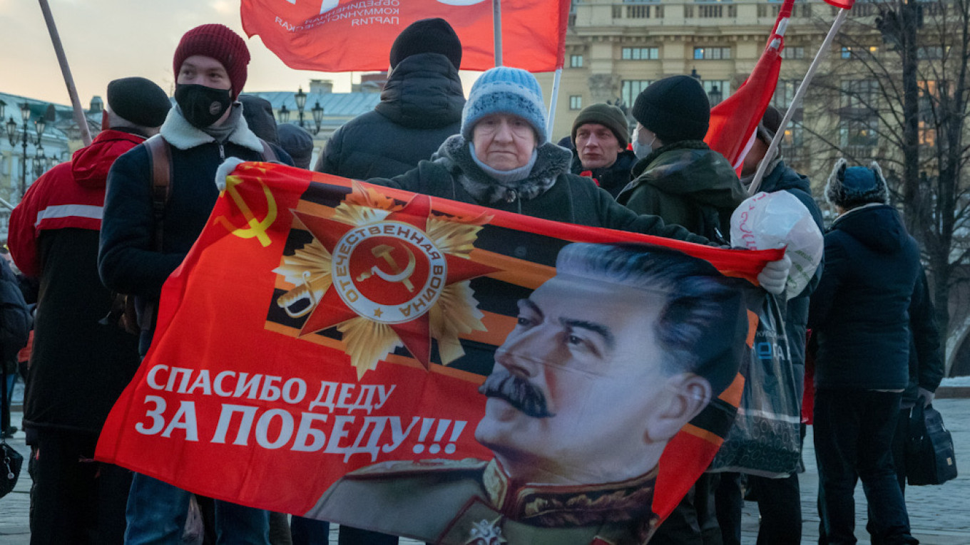 В городе Бор появится ставка Сталина