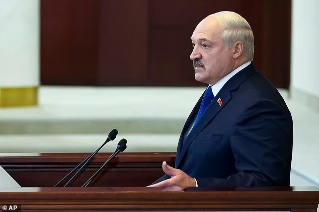 Лукашенко угрожает наводнить Европу мигрантами и наркотиками