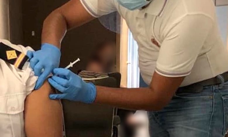 В аэропортах и морских портах Дании моряков ожидает вакцинация Johnson & Johnson