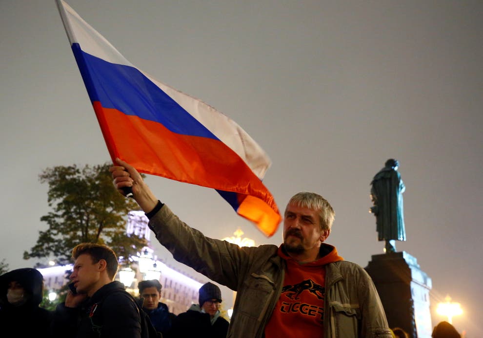Под политический трезвон Россия залегла в зимнюю спячку