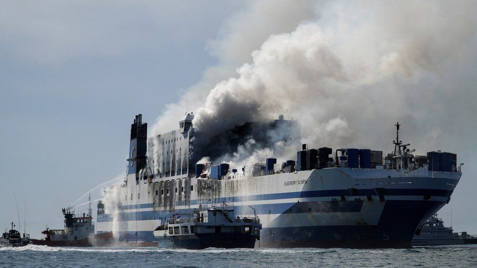 Дальнобойщики погибли в кабинах грузовиков во время пожара на пароме Euroferry Olympia