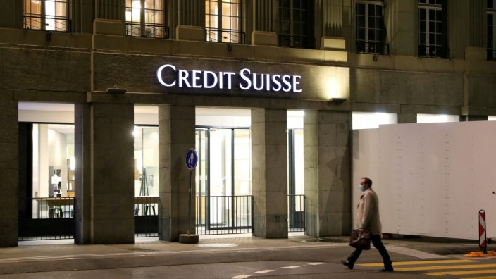 Credit Suisse расплачивается за старые грехи