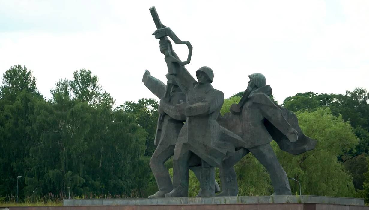 Латвия объявлена зоной, свободной от советских памятников