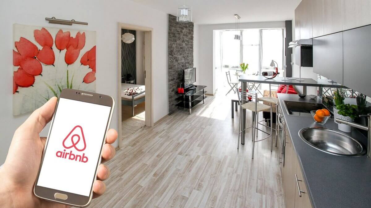 Сервис Airbnb становится локомотивом европейского туризма