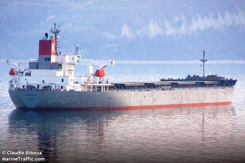Моряки балкера «Констанца» получили зарплату в полном объеме