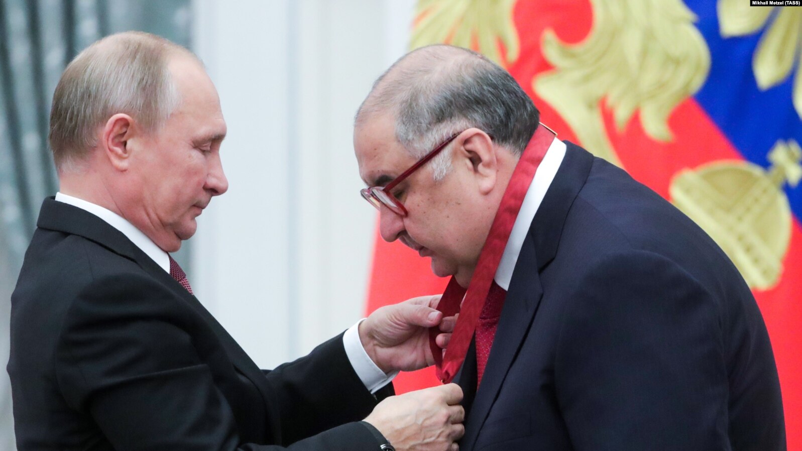 Пенсионер Усманов отполз в Узбекистан, записавшись в реформаторы