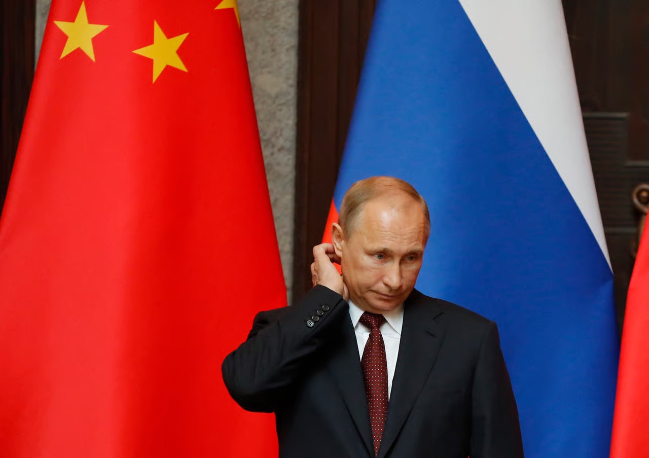 Путина шпыняют и китайцы и арабы