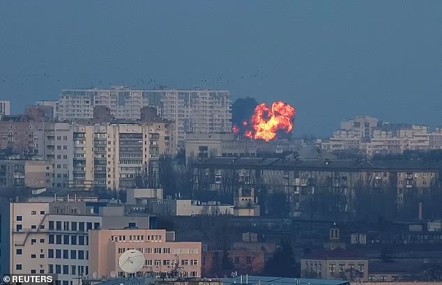 За уничтожение БДК «Новочеркасск» ответили атакой на Украину