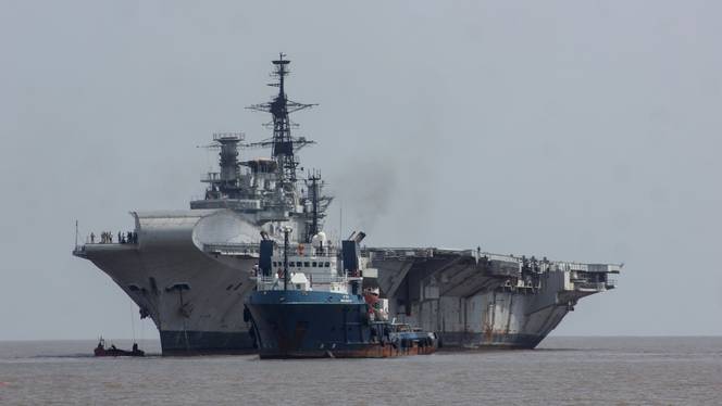 Три эсминца ВМС Индии вышли в Аравийское море