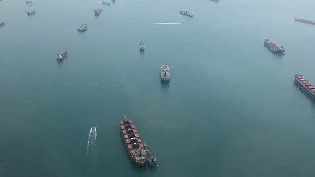 Разбой на море в районе Сингапура увеличился на 19% в 2023 году