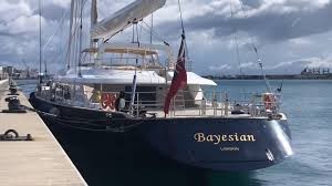 Вместе с роскошной яхтой Bayesian ушли на дно ее элитные пассажиры