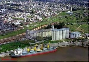 В порту Росарио обнаружился моряк, больной оспой