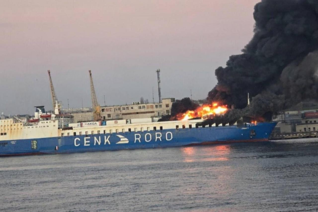 Страховщики не снимают красный флаг с северного Черного моря