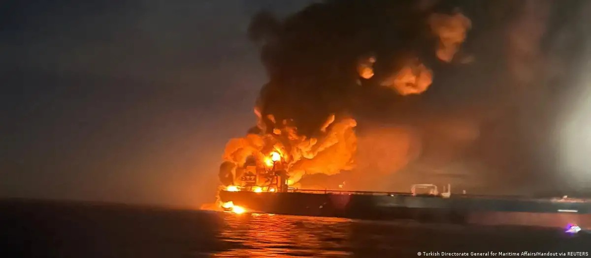 Менее чем за сутки атакованы 21 судно в Азовском море