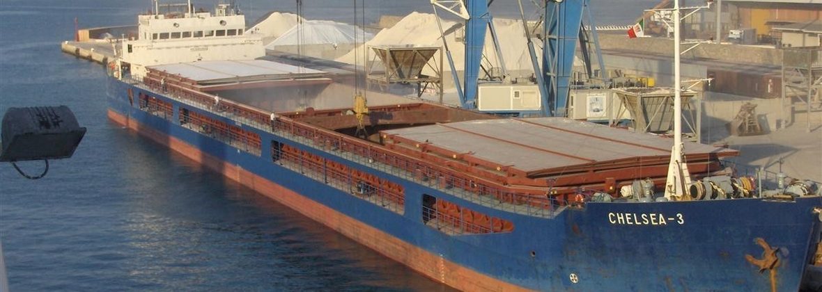 Морской бой с НАТО пока в пользу России