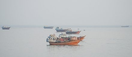 Регион Ормуза и Красного моря уязвим для подводных диверсий