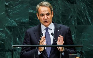 Лидер Греции призвал уважать морское право